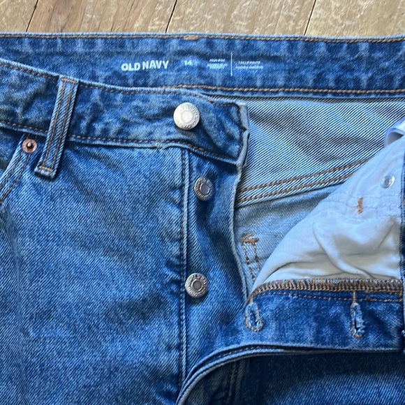 Old Navy Jean skirt - Picture 2 of 4